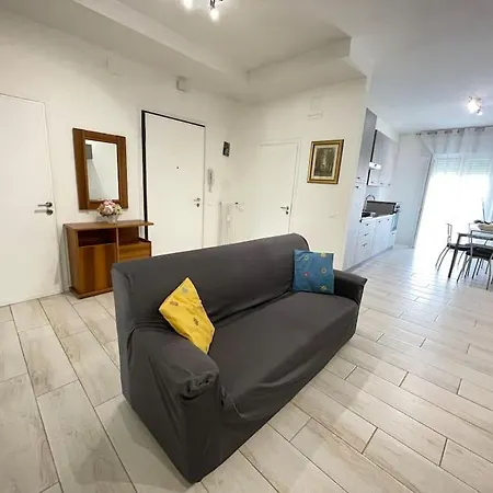 Yaya's House - Venice Apartment *